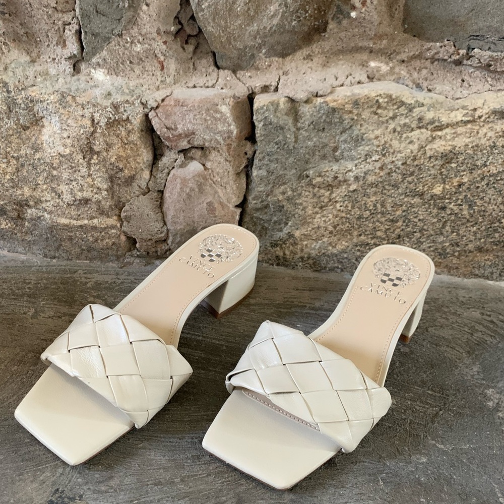 Vince Comuto slides